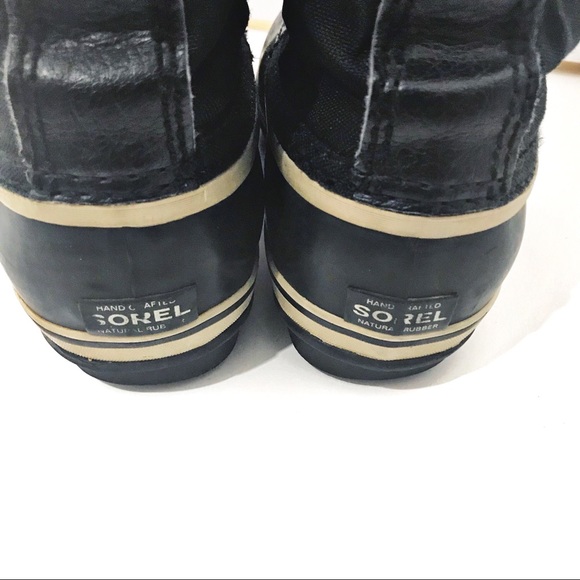 Sorel youth winter boots Sz 7 - Picture 8 of 10
